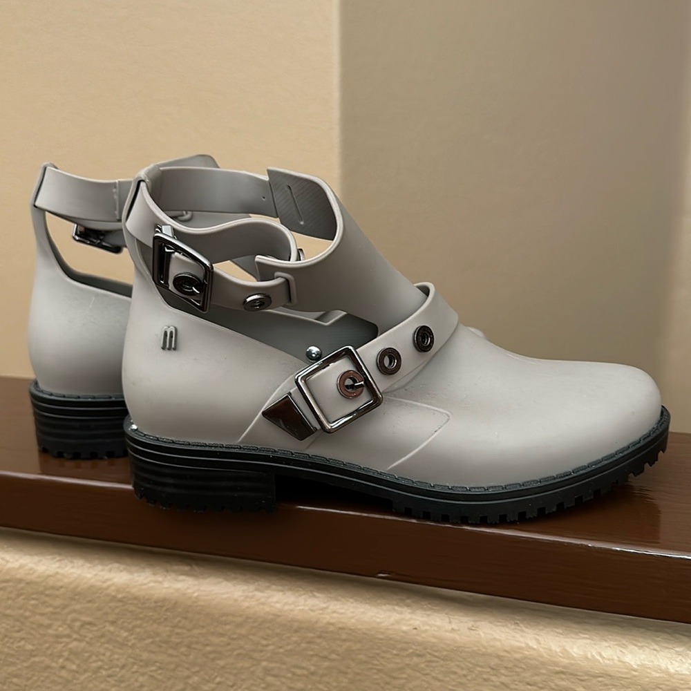 Melissa boots